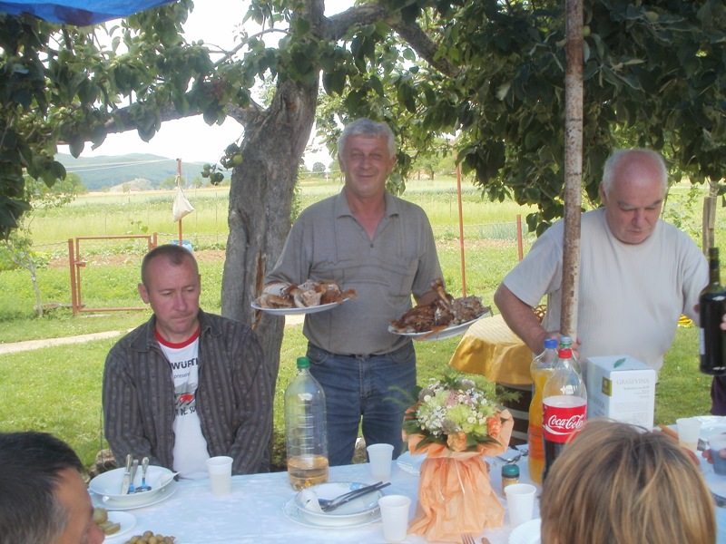 Veličanstveno slavlje svete Krizme u Kompolju