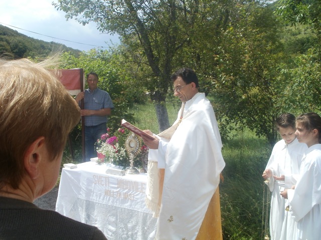 Tijelovo - Procesija na Vratniku 2014.