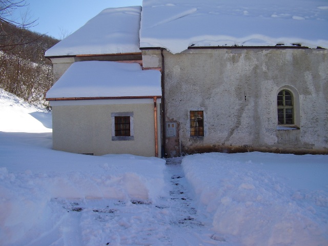 Sv. Nikola župniku donio garažu