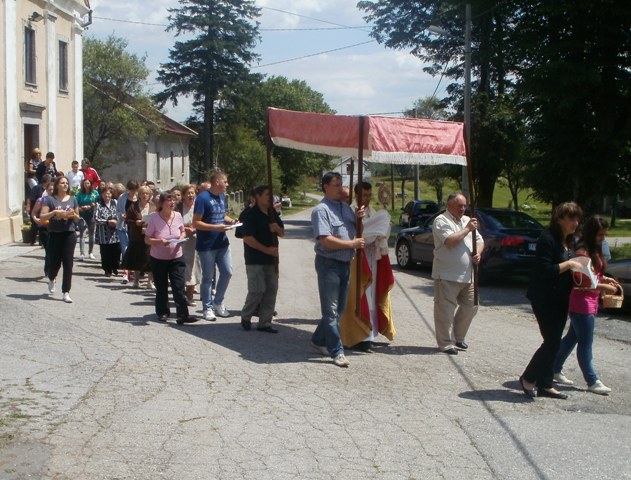 Tijelovo - Procesija na Vratniku 2014.