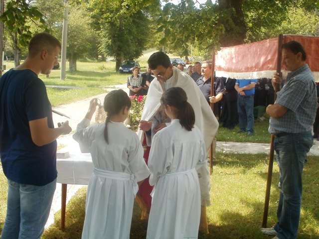 Tijelovo - Procesija na Vratniku 2014.