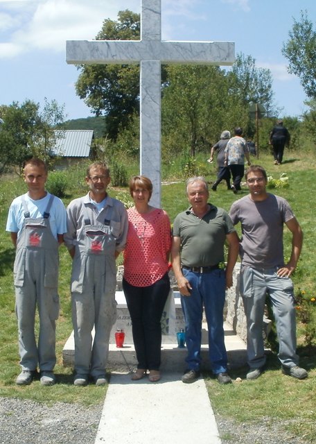 Slavlje podizanja i blagoslova Križa u Hrvatskom Polju