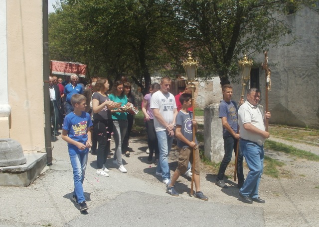 Tijelovo - Procesija na Vratniku 2014.