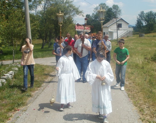 Tijelovo - Procesija na Vratniku 2014.