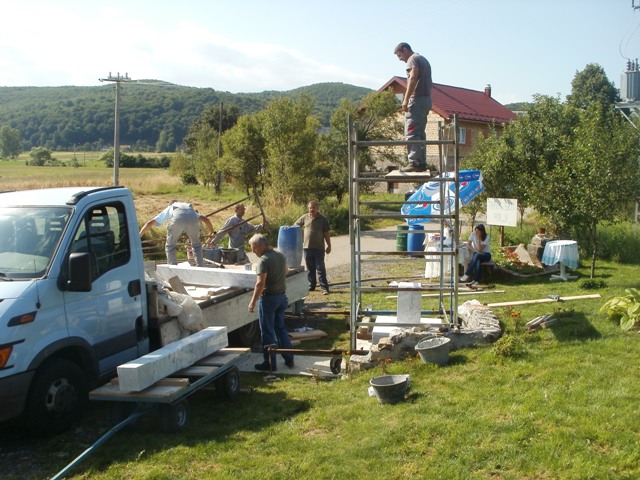 Slavlje podizanja i blagoslova Križa u Hrvatskom Polju