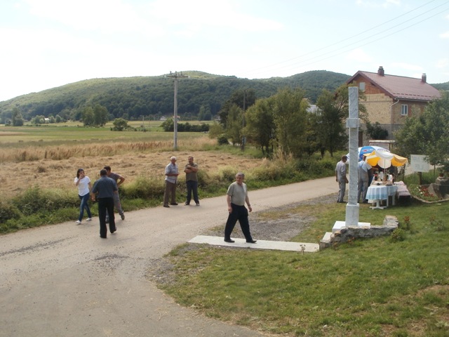 Slavlje podizanja i blagoslova Križa u Hrvatskom Polju