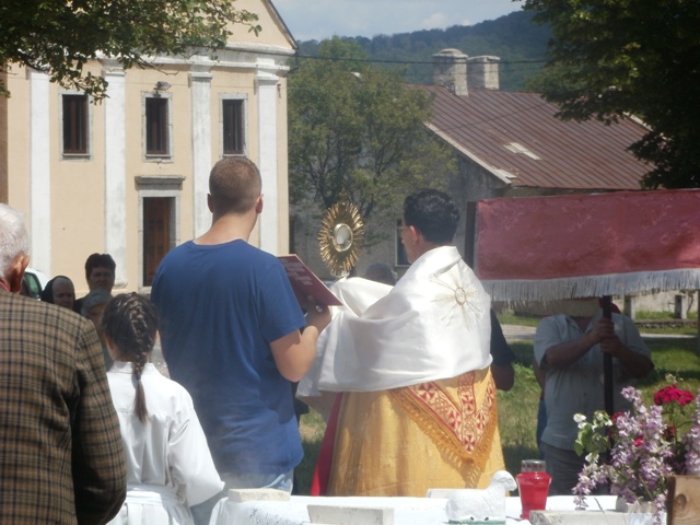 Tijelovo - Procesija na Vratniku 2014.