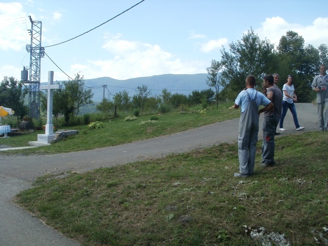 Slavlje podizanja i blagoslova Križa u Hrvatskom Polju