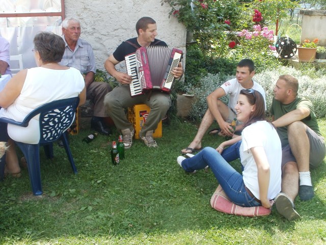 Slavlje podizanja i blagoslova Križa u Hrvatskom Polju