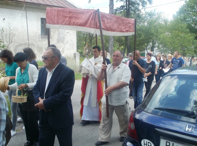 Tijelovo - Procesija na Vratniku 2014.