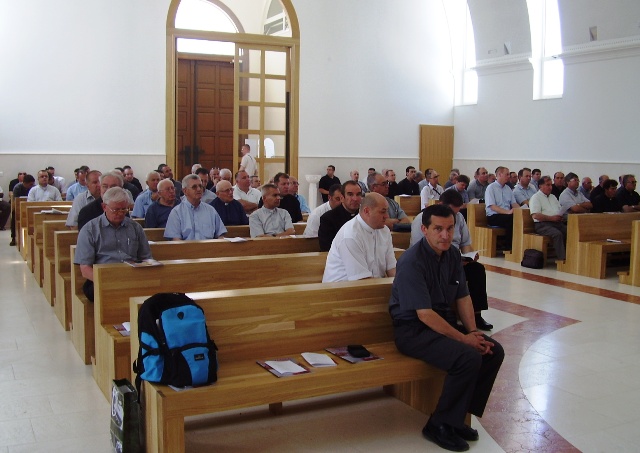 Na Udbini svećenici Riječke, Zadarske i Gospićko-senjske biskupije